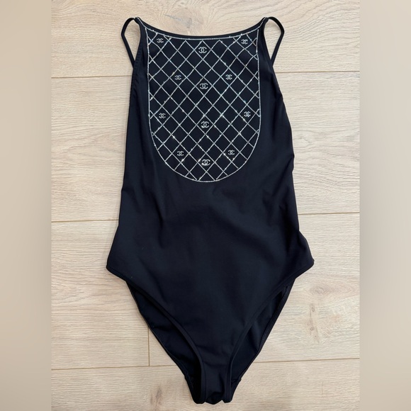 Chanel 23C Black Silver Crystal CC Logo One Piece Swimsuit Runway Bathingsuit 38 - Picture 3 of 16